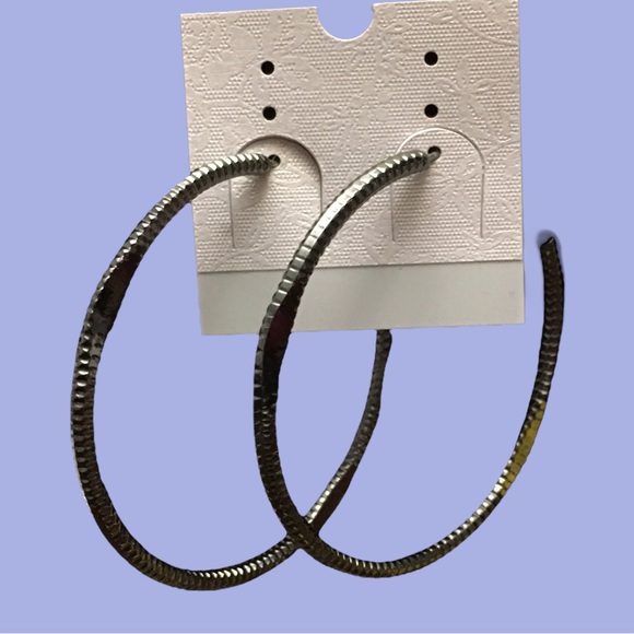 Black Ribbed Hoop Earrings, NWOT  **3 for $15* - Picture 2 of 8